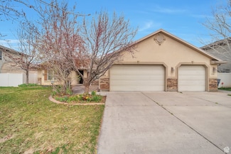 1004 W Fox Hollow Dr, North Salt Lake, UT 84054