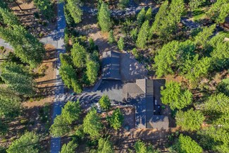 10847 Royal Crest Dr, Truckee, CA 96161