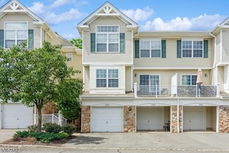 1042 Shadowlawn Dr, Green Brook, NJ 08812