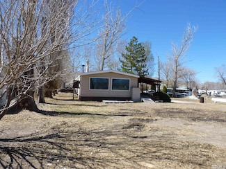 6 Palomino Dr, Yerington, NV 89447