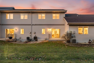 388 Alpine Meadow Cir, Oregon, WI 53575