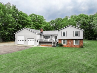 492 Wing Rd, Hermon, ME 04401