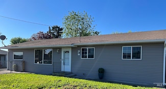 2025 10th Ave, Clarkston, WA 99403