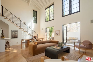 509 Santa Clara Ave, Venice, CA 90291