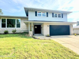 7402 Nottoway Cir, Louisville, KY 40214