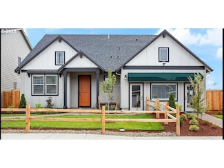 2421 W 9th Ave, Junction City, OR 97448