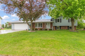 2282 Collier Ct, Green Bay, WI 54311