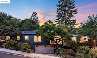 2 Humphrey Place, Oakland, CA 94610
