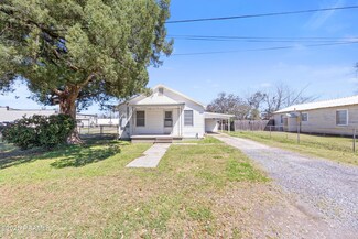 201 4th St, Broussard, LA 70518