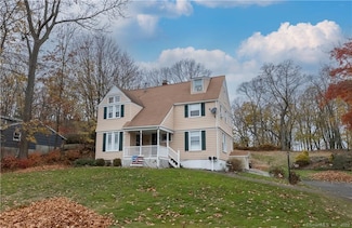 105 Church St, West Haven, CT 06516