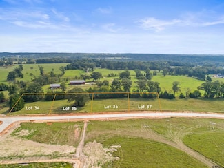 13842 Cedar Hill Ln, Tyler, TX 75704