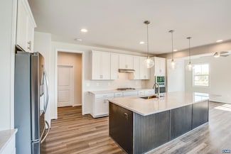108 Rebecca Ct, Stuarts Draft, VA 24477