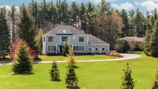 1215 Southwood Ct, Ann Arbor, MI 48103