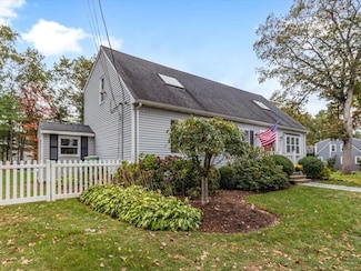 30 Summit Ave, Walpole, MA 02081