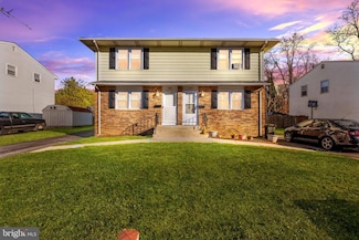 144 New Cedar Ln, Trenton, NJ 08610