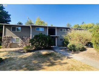 6817 SW Terri Ct Unit 62, Portland, OR 97225