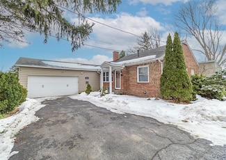 105 Gilbert Ave, Syracuse, NY 13208