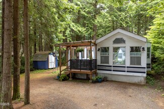 3700 N Hwy 101 Unit 44, Depoe Bay, OR 97341