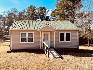 1312 Center St, Wadesboro, NC 28170