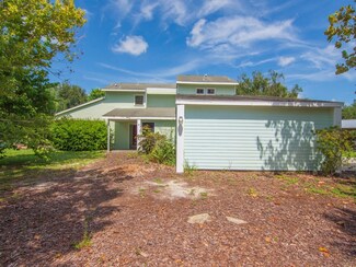 2256 12th St, Vero Beach, FL 32960