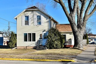 318 Orrin St, Winona, MN 55987