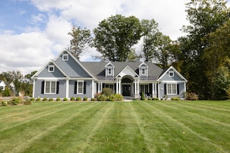 86 Alpine Dr, Burlington, CT 06013