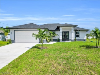 172 Pembroke St, Lehigh Acres, FL 33974