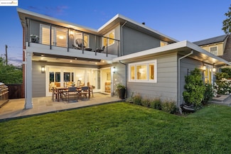 412 Scenic Ave, Piedmont, CA 94611