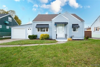 42 Carol Dr, Buffalo, NY 14215