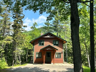 1006 Carrabassett Dr, Carrabassett Valley, ME 04947