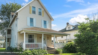 314 E Drinker St, Dunmore, PA 18512