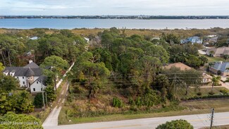 2146 S Courtenay Pkwy, Merritt Island, FL 32952