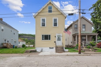 726 Orchard St, Carnegie, PA 15106