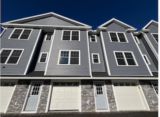 32 Charter St Unit 3, Exeter, NH 03833