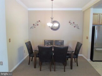 833 Timberlake Dr, Trenton, NJ 08618