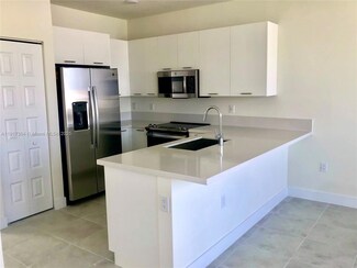 6455 NW 103rd Place Unit 301, Doral, FL 33178