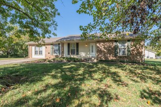 302 Hillman Dr, Clarksville, TN 37040