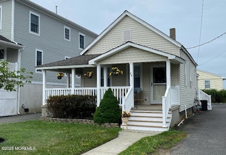 44 Riverdale Ave Unit FRONT, Monmouth Beach, NJ 07750