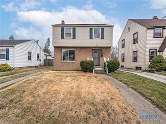 912 Waybridge Rd, Toledo, OH 43612