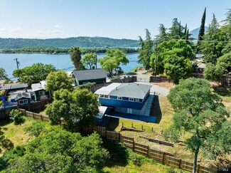12432 Laurel Way, Clearlake Oaks, CA 95423