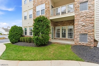 2 Waterman Ln Unit 203, Hillsborough, NJ 08844