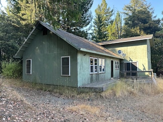 4031 Old Briceland Rd, Garberville, CA 95542