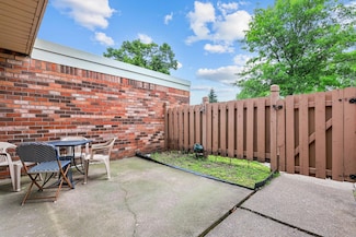 3625 Gettysburg Ave S Unit 40, Saint Louis Park, MN 55426