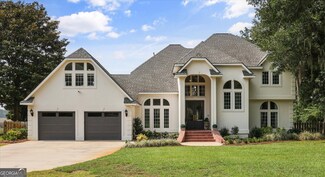154 Sayle Ln, Richmond Hill, GA 31324