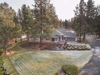 60782 Willow Creek Ct, Bend, OR 97702