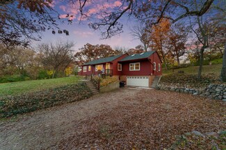 1907 Nish Rd, Crystal Lake, IL 60012
