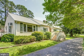 602 E 1st St, Mineral, VA 23117