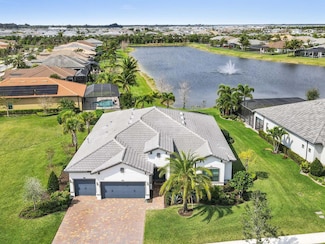 9171 Balsamo Dr, Palm Beach Gardens, FL 33412