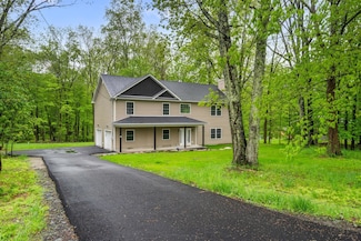 94 Fair Oaks Rd, Middletown, NY 10940