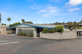 350 N El Camino Real Unit 18, Encinitas, CA 92024